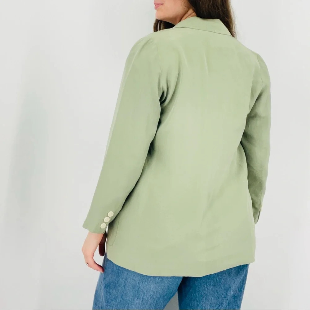vintage sage green 100% silk button down blazer minimalist size 2 / S / XS - Picture 4 of 10